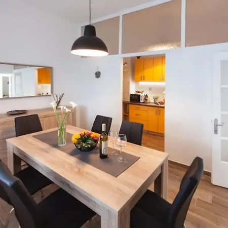 Apartment House Slaven With Private Swiming Pool Pula