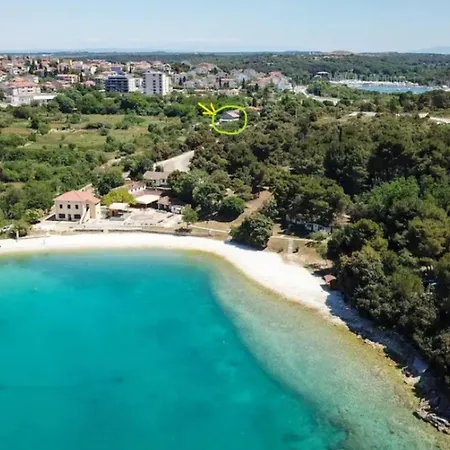 House Slaven With Private Swiming Pool Pula